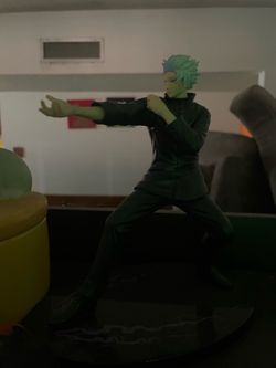 Gojo Anime Figure