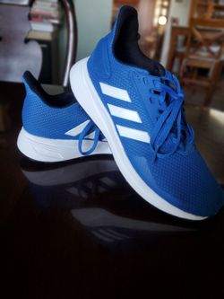 Adidas Duramo  Size 5.5 Youth