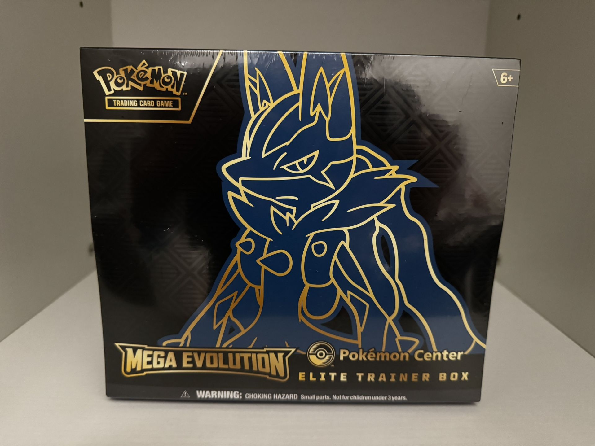 Pokemon Center Mega Evolution Lucario ETB