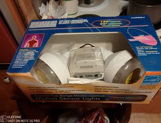 EML Motion Sensor Light.  Brand New.