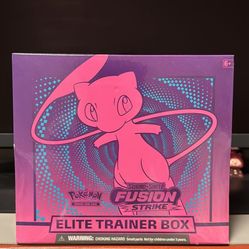 Fusion Strike Etb (small tears)