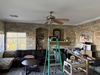 Ceiling fan with light