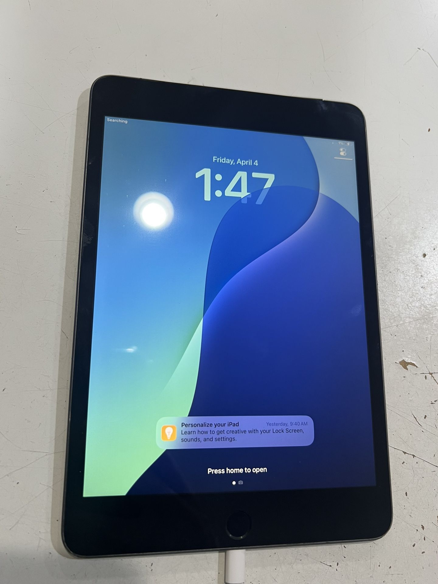 Apple iPad Mini 5th Gen Black 64GB WIFI+LTE Cellular