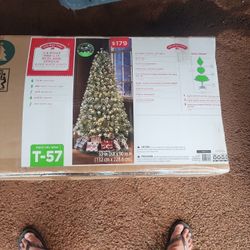 Fake Christmas Tree 7.5'