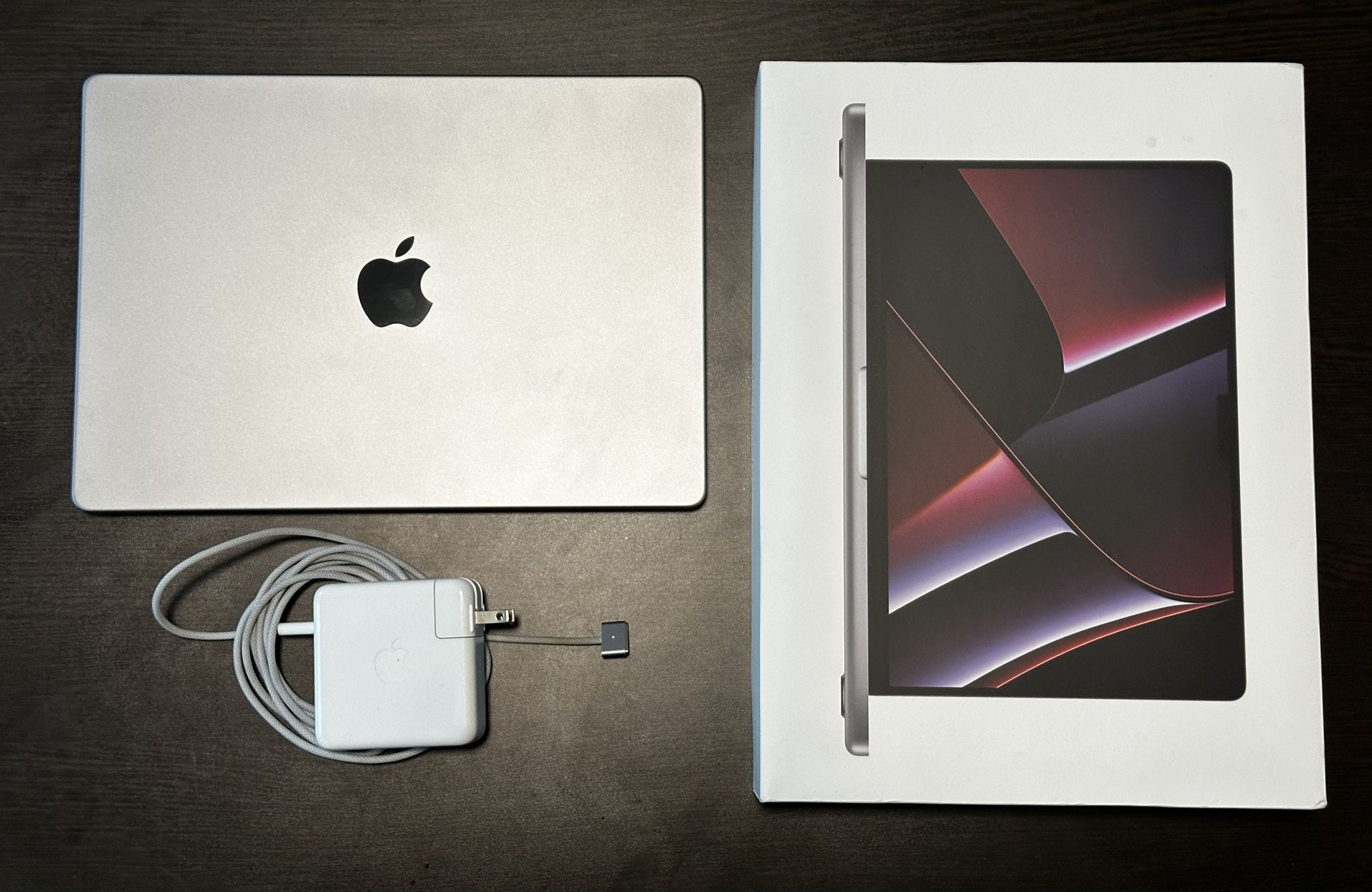 MacBook Pro 14” M2 Max - 1TB SSD / 32GB RAM - AppleCare+ - $2000 (Lightly Used)