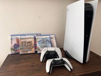 PS5 Console +5 Games +2 remotes
