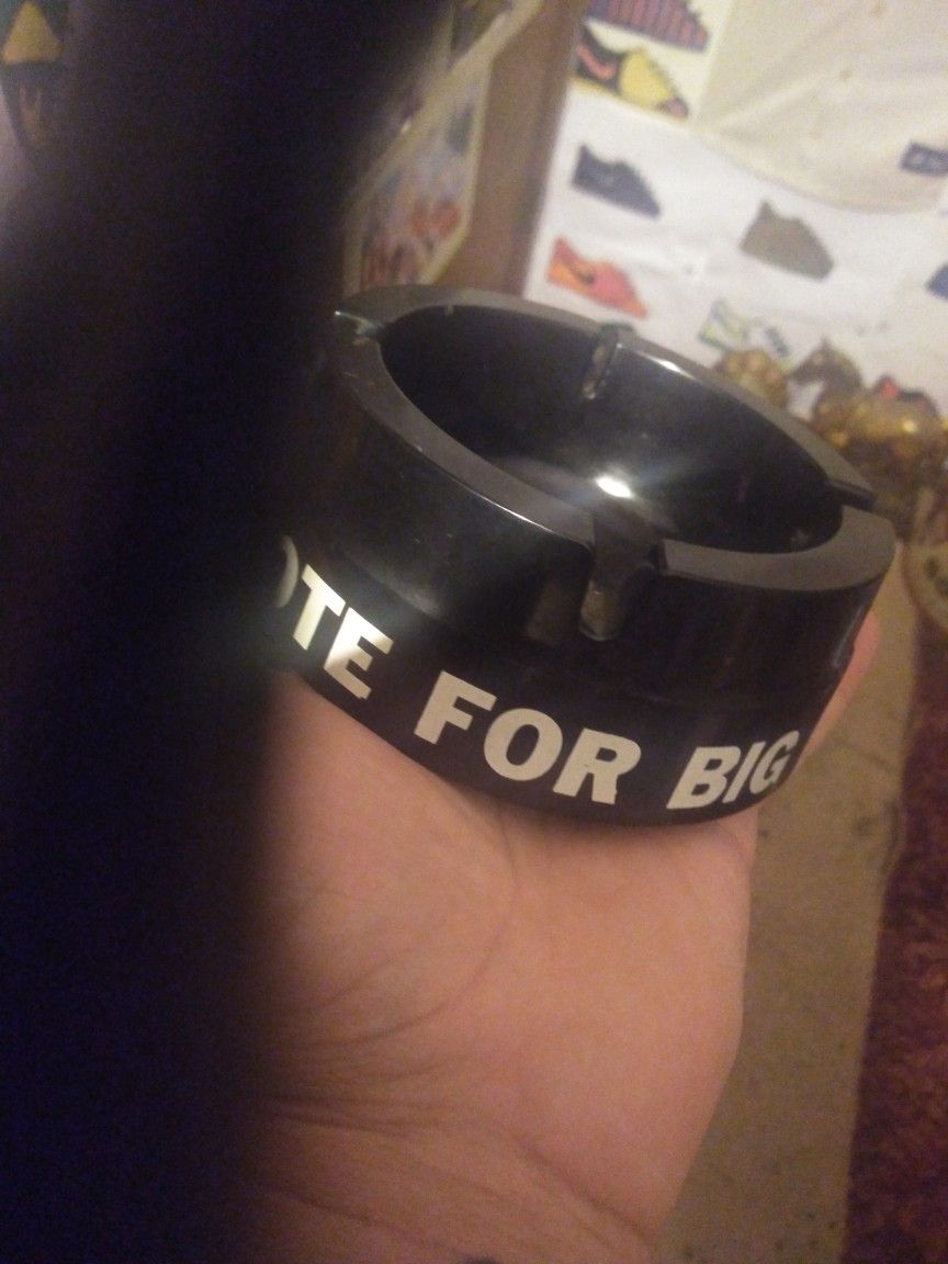 "Vote For Big Bill Thompson" Ashtray...The Derby #925...