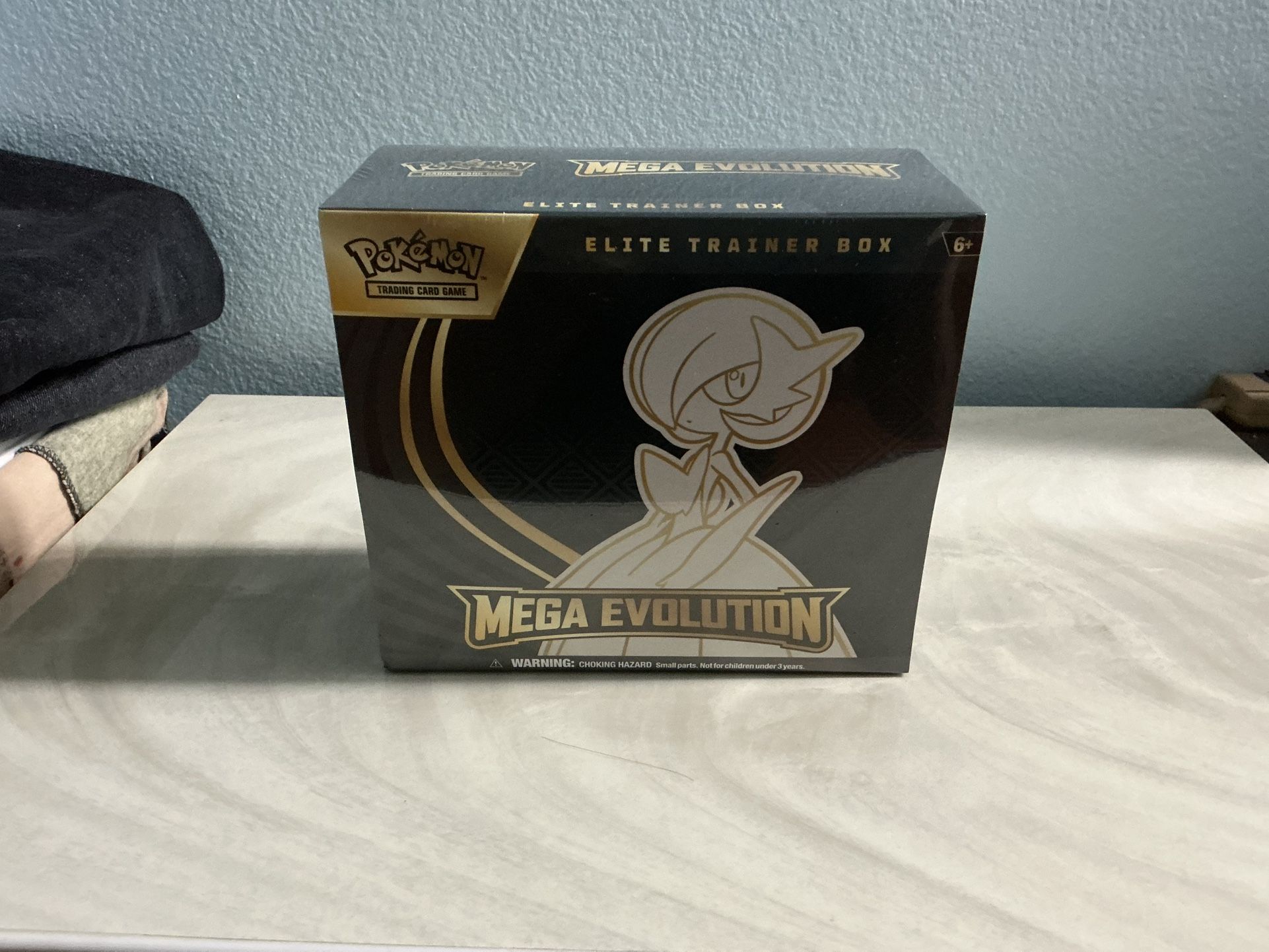 Mega Gardevoir Elite Trainer Box