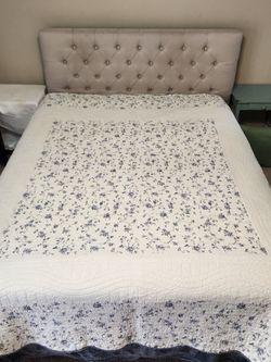 Laura Ashley Reversible Amberley Blue Quilt