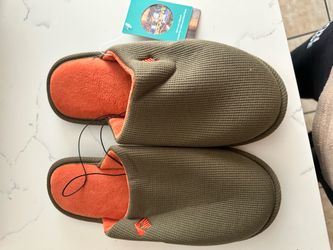 Rockdove Slip-On House Slippers size 9/10
