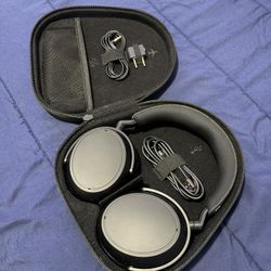 Sennheiser MOMEMTUM 4