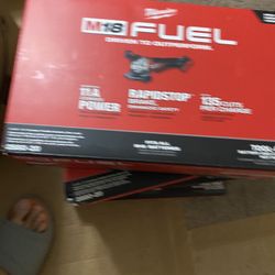 Milwaukee M18 Fuel Grinder/ Tool Only