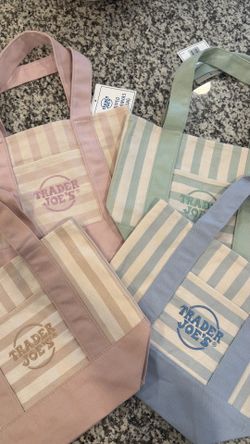 TRADER JOE’S - stripe pastel mini totes