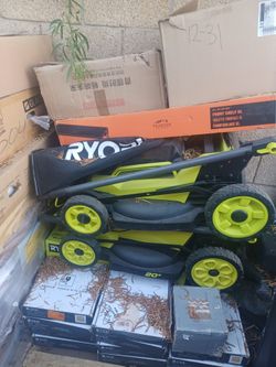 Ryobi 18 volt Self Propelled Lawn Mower