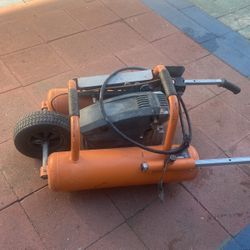 Air Compressor 