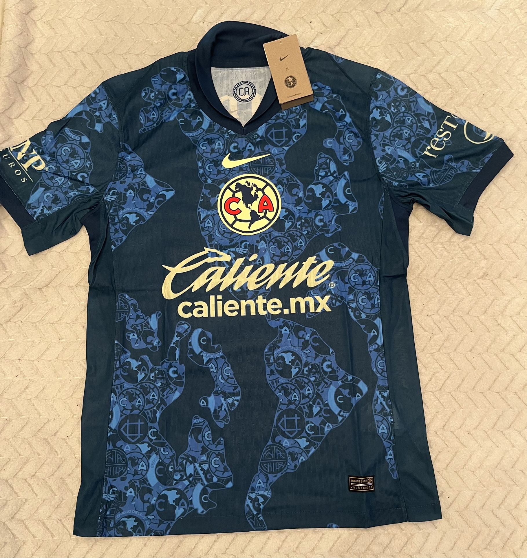 Club America 23/25 Away Jersey (Large)