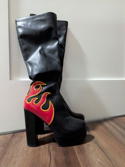 Leather platform boot
