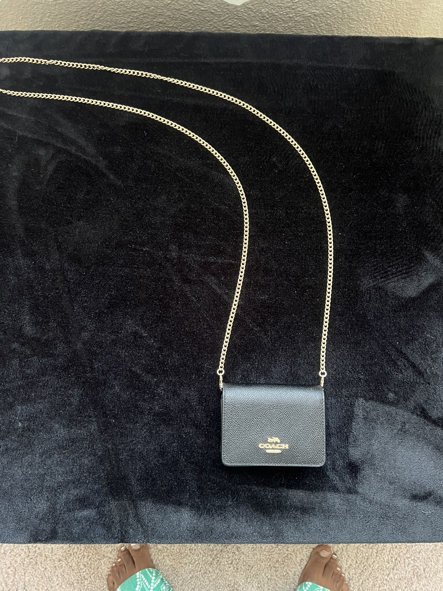 COACH WALLET w/ Gold Chain Strap