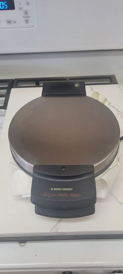 Black and decker waffle maker