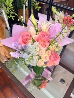 Fresh ready to pick up flower arrangement