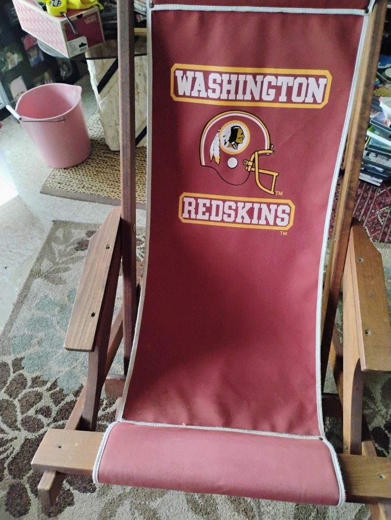 Wood And Fabric Lounge Chair Pickup Only Cash