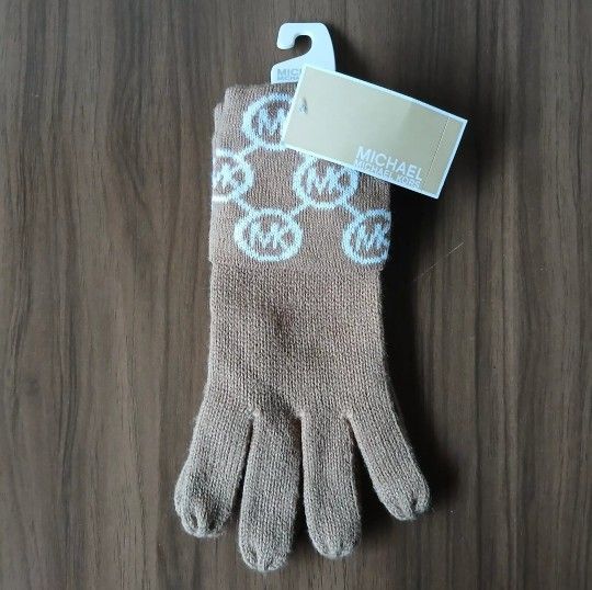 Michael Kors Mittens Dark Camel Cream Light Brown One Size