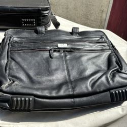 Miscellaneous Laptop Bags 