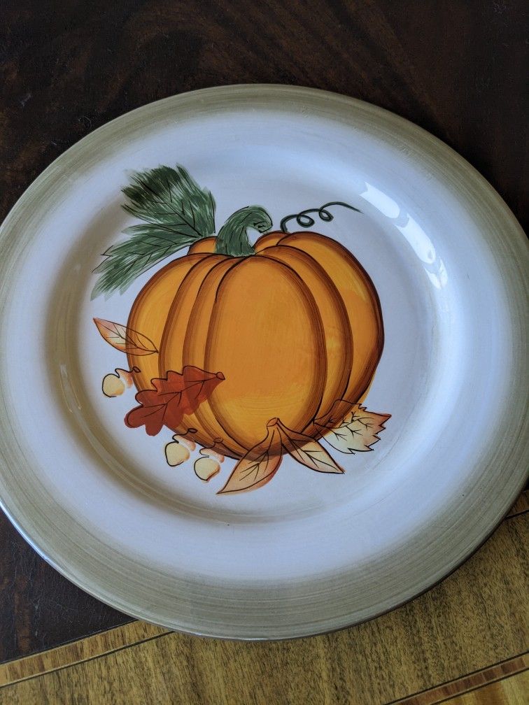 Vintage Hausnwware Stoneware Plates
