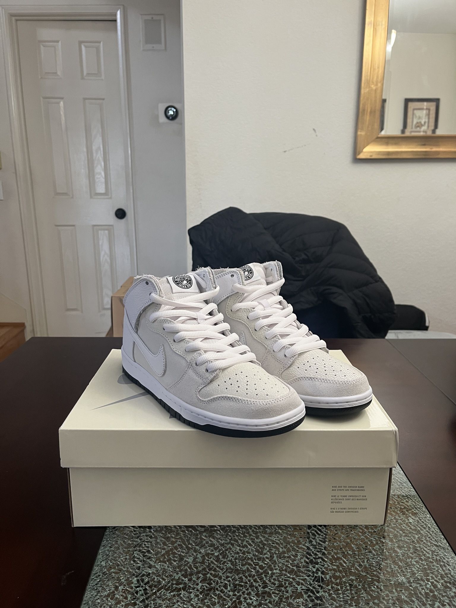 Nike Dunk SB Anti Hero