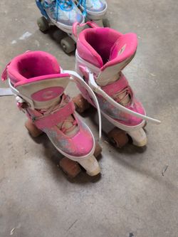 Girls pink skates