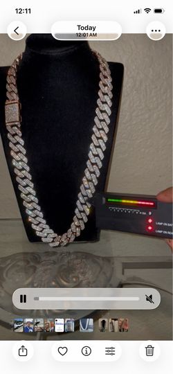 Moissanite Cuban link rose gold chain