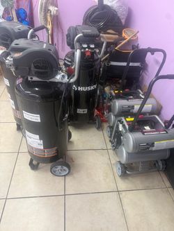 Assorted husky compresor 20 gallons or 4.5 gl. Quiter $180 each