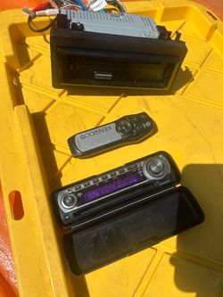 Kenwood Car Stereo Head Unit with Remote