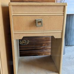 Vintage 3-Piece Bedroom Set – Dresser, Desk/Vanity, and Nightstand