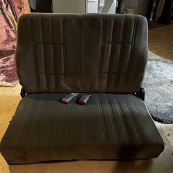 04/07 bench seat dodge caravan 