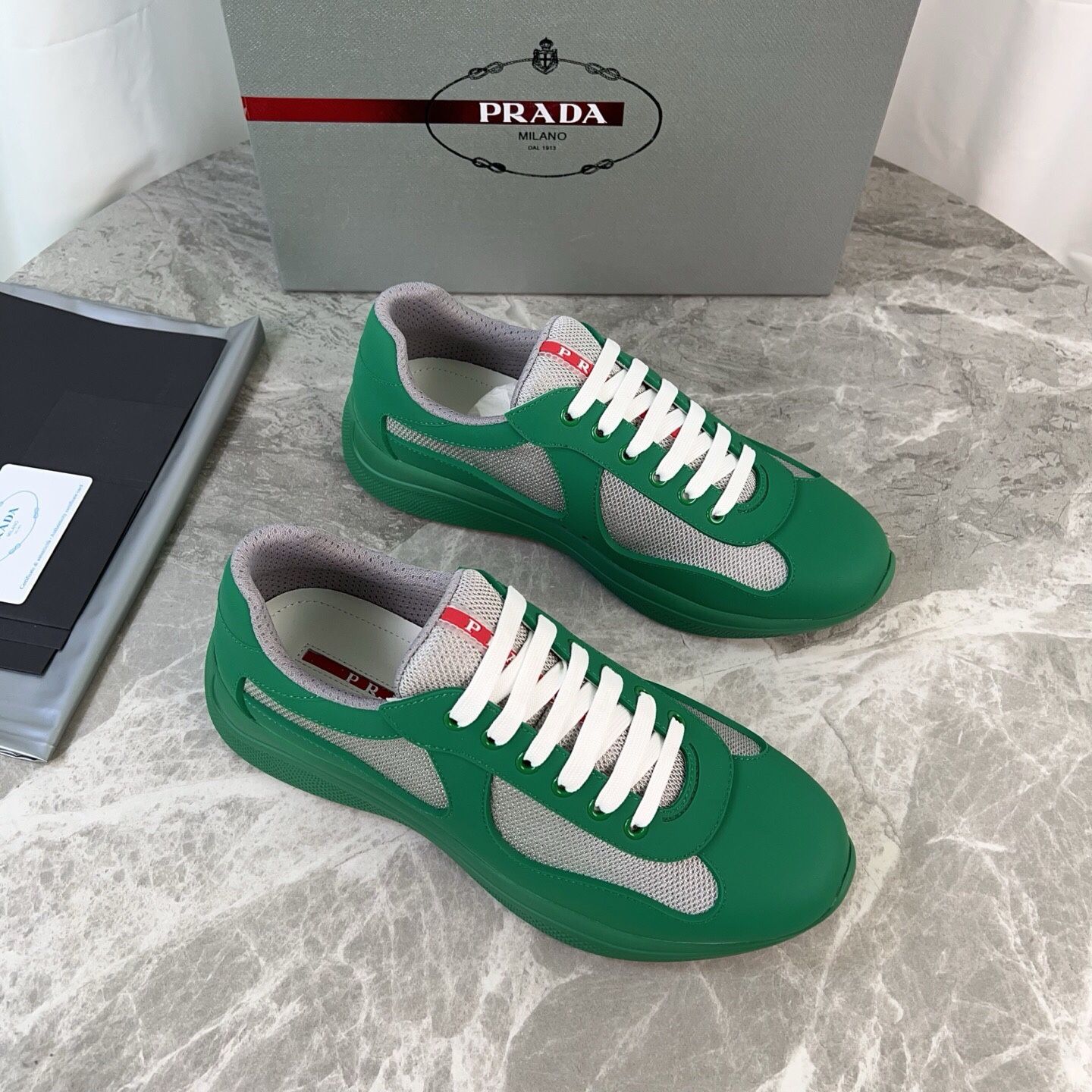 Prada Men’s Sneaker With Box New 