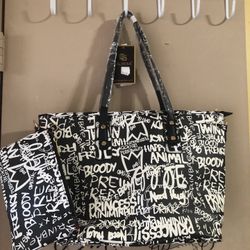 Brand New Graffiti purse And Wristlet 