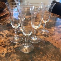 5 Vintage Willow And Noon Sherry Crystal Glasses 