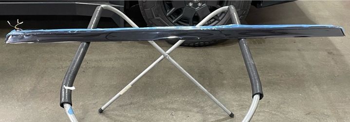 OEM Tesla Cybertruck Off-Road Light Bar – 1937354-30-A