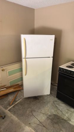 Frigidaire Fridge