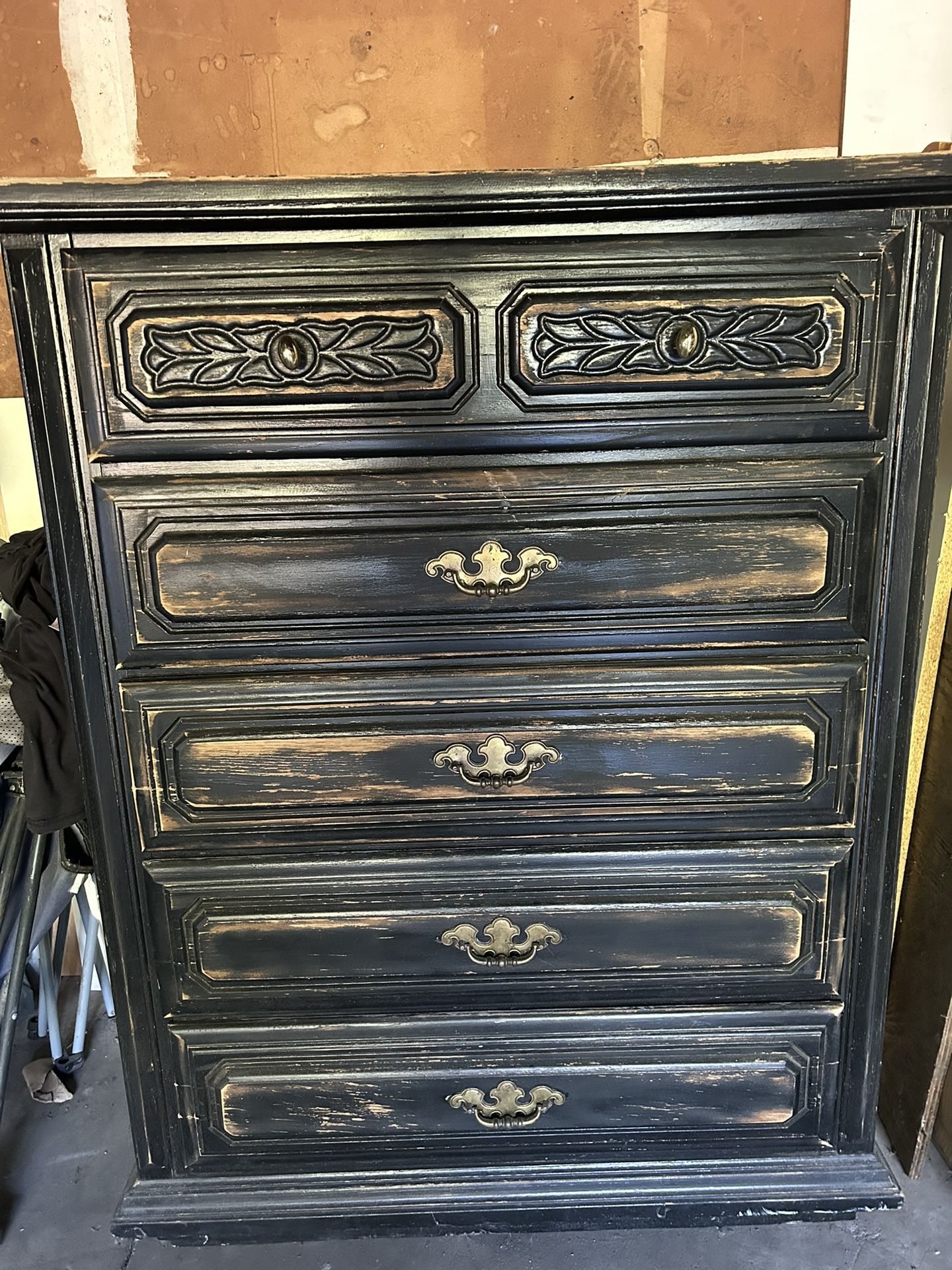 Black Vintage Rustic Dresser