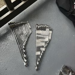 Husky mechsnicsl  wrench set 4mm to 32mm and 15/32 to 1-1/4