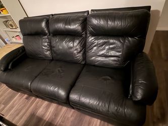 Black Leather 2 and 3 Seater Sofas