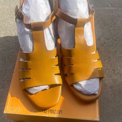 Womens Miz Mooz New York City Sandals Size 41