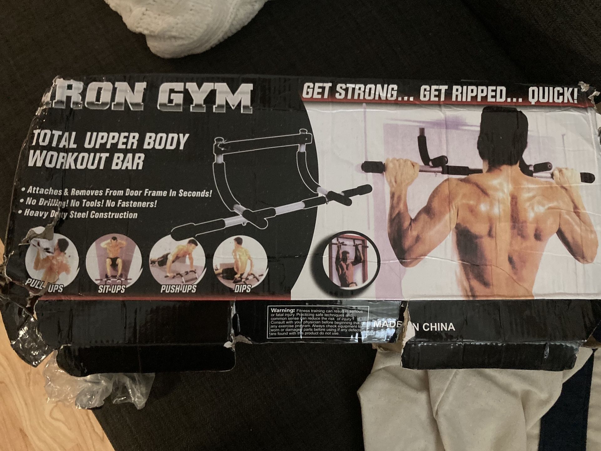 Iron Gym Pull Up Bar