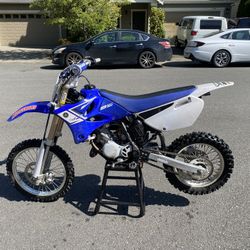 Yz 85 2002