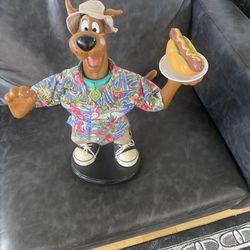 Vintage Hawaiian Dancing Scooby Doo With Hotdog