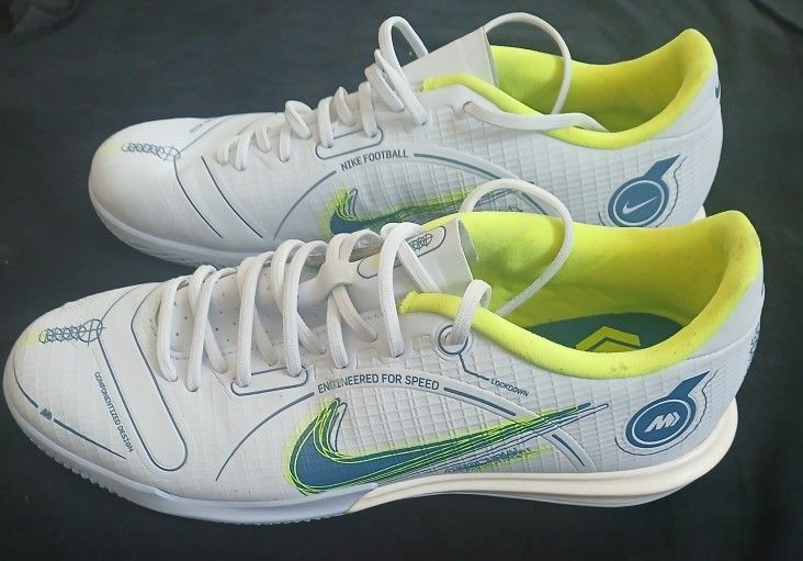 WOMEN'S NIKE MERCURIAL VAPOR 14 SHOES