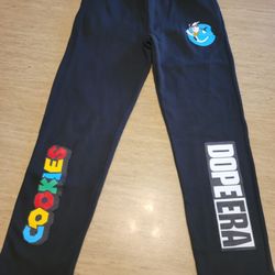 💯  PREMIUM HEAVYWEIGHT COOKIES OPEN BOTTOM SWEATS IN A SIZE LARGE