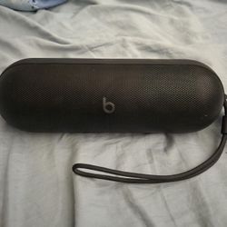 Beats Pill Bluetooth Speaker 
